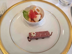 前菜は「パテドカンパーニュとセビーチェ」