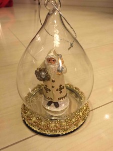 高めだったから１つしか買えなかった「サンタinガラス」