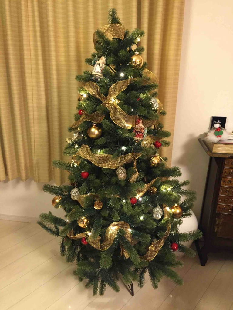 リボンを巻いて、どーん！完成！