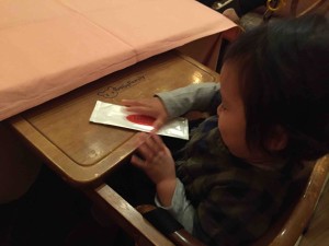 これは机＆ベルト付きのいちばん小さい子用