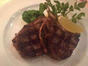 メインは仔羊のグリルにしてみた。