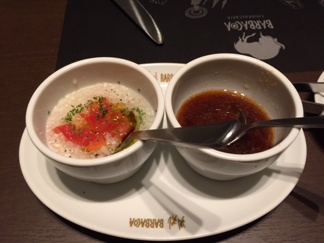 ビネガーベースと醤油ベースのソース